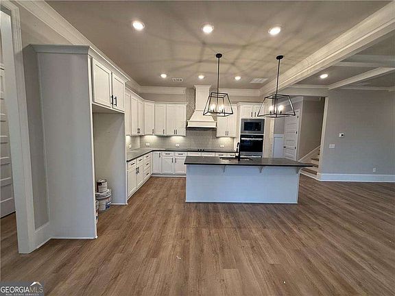 4th image of 3838 Cheyenne Ln
