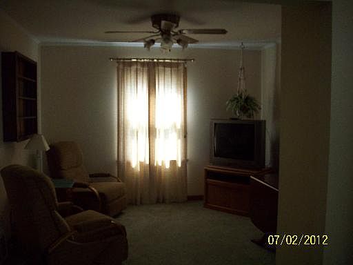 3rd image of 5377 Kimball Pl
