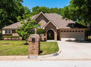 6216 Canyon Trl, Lake Worth, TX 76135