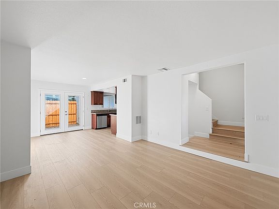 2nd image of 3600 Mountain Ave
