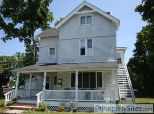 31 1st Ave, Bay Shore, NY 11706
