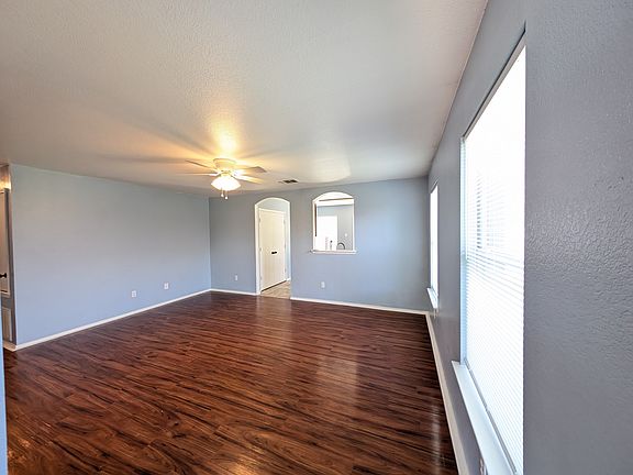 5th image of 1056 W South St