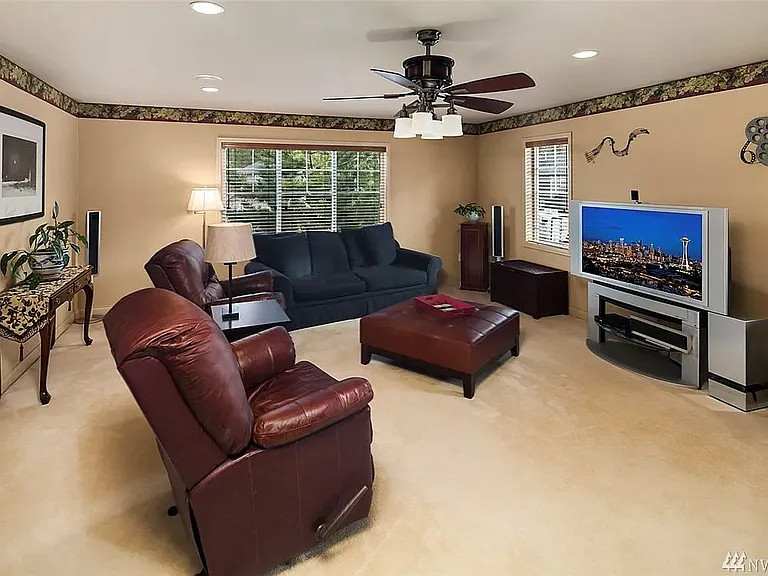 6715 Crest View Ave SE — Photo 8