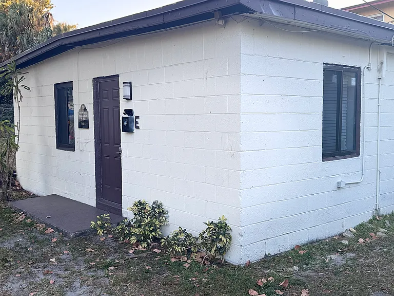 103 NW 7th Ave #E — Photo 9