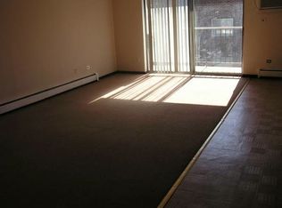 480 Pleasant Run Drive #FL 2ND, Wheeling, IL 60090