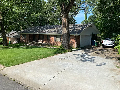 9 Lorna Dr Photo 1