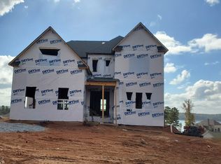 1522 Windward Dr, Locust Grove, GA 30248