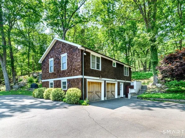 102 Ladder Hill Rd N, Weston, CT 06883
