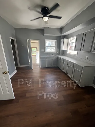 1516 S Union St Photo 1