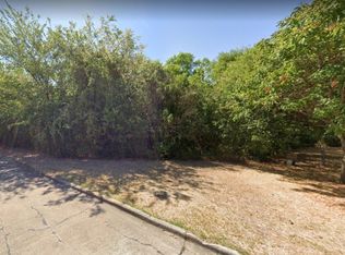 20 Gramley Dr, Grand Prairie, TX 75051