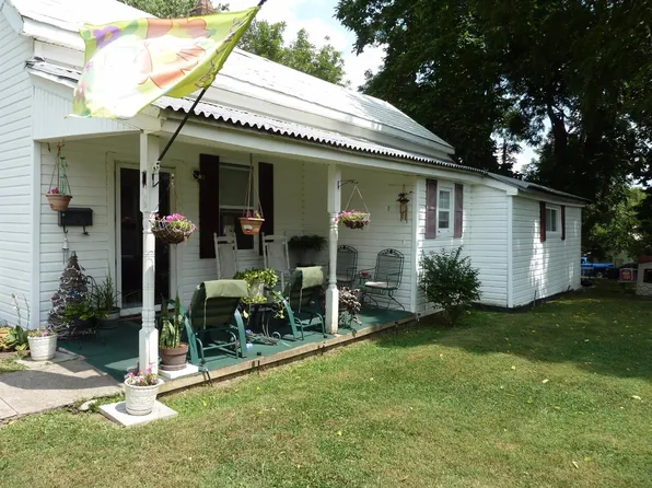110 2nd St, Cynthiana, KY 41031