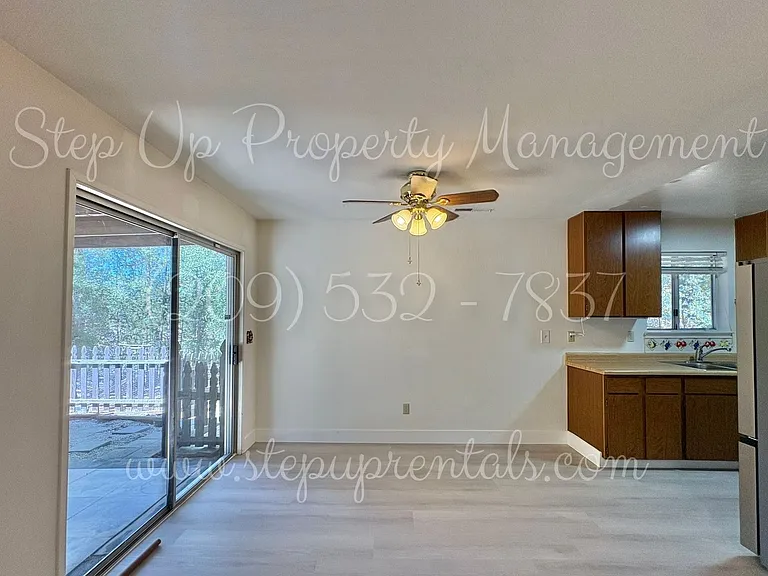 19046 Digger Pine St — Photo 5