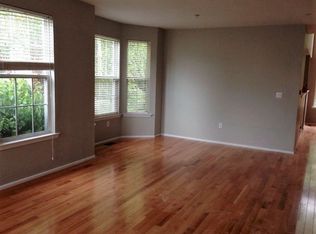 110 Pennsbury Ln, Deptford, NJ 08096