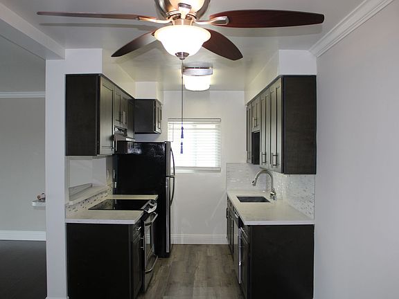 5th image of 4333 E 2nd St APT 307