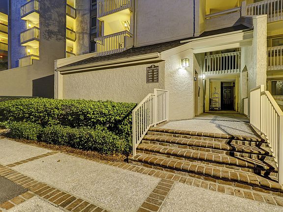 3rd image of 21 S Forest Beach Dr APT 508