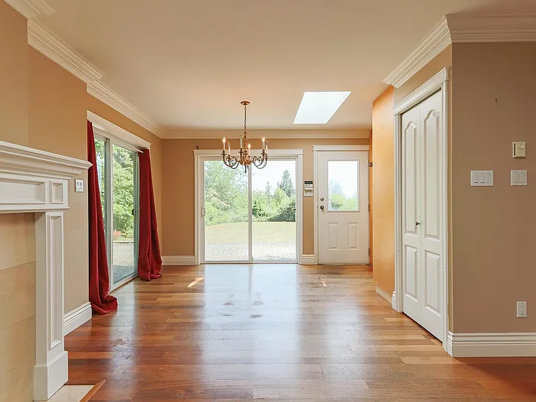 545 Thetford Pl — Photo 15