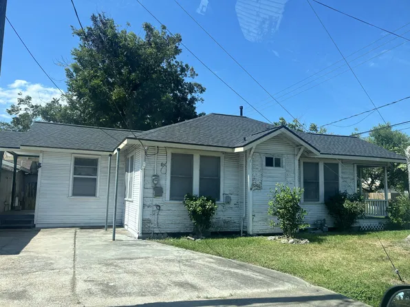 423 Cedar Bayou Rd, Baytown, TX 77520