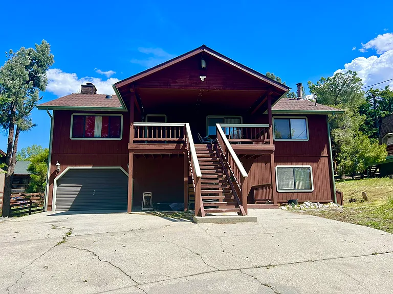 14700 Voltaire Dr — Photo 2