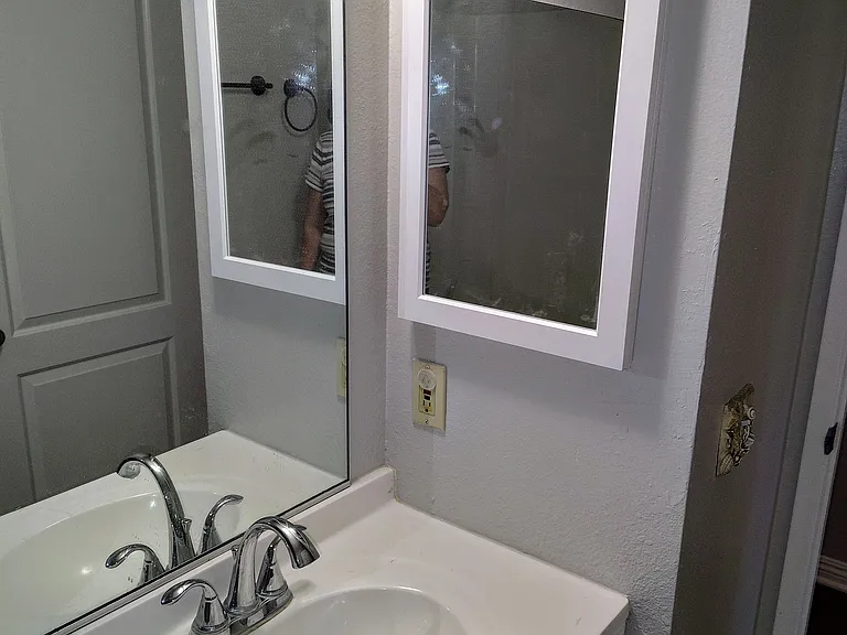 2390 Gonzaga Ln — Photo 8