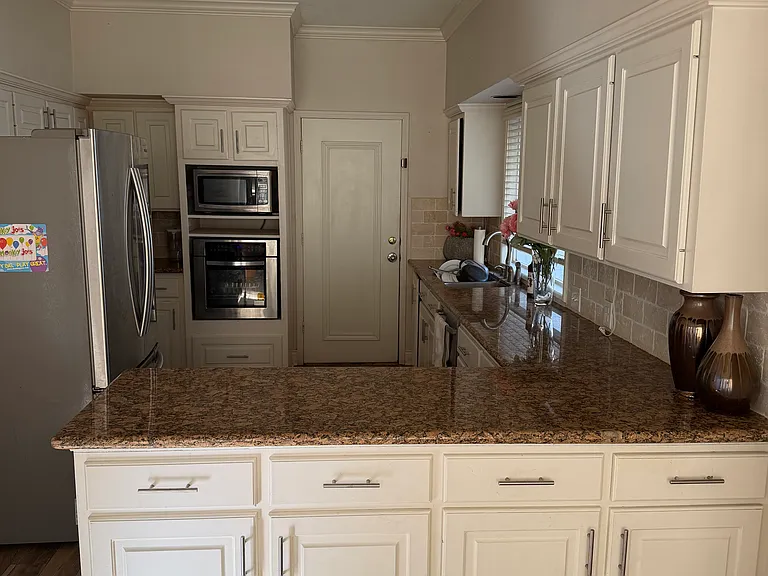 11607 Cedar Creek Dr — Photo 8