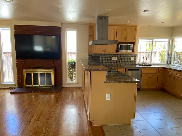 6105 Alcante Dr — Photo 4