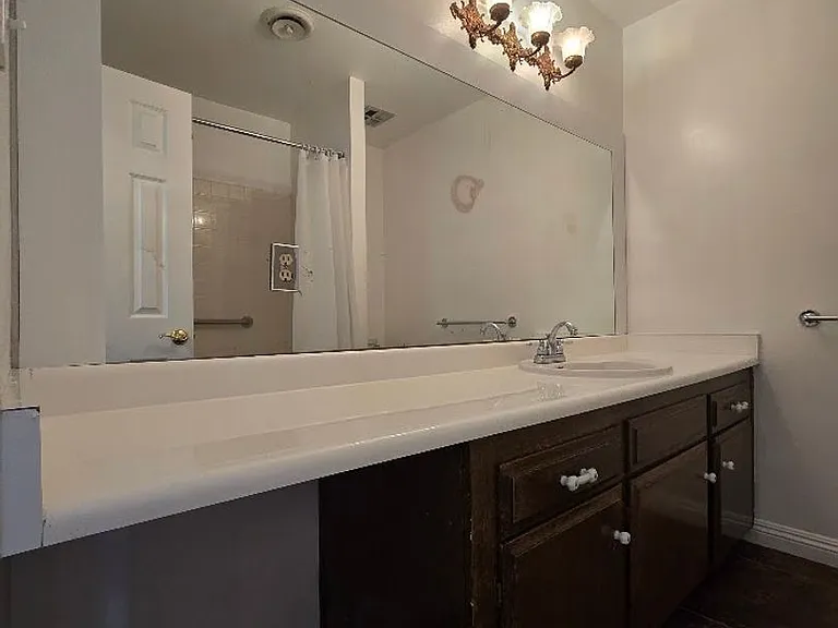 3030 El Camino Ave — Photo 34