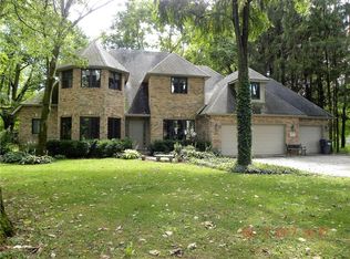 8509 W Teal Dr, Yorktown, IN 47396