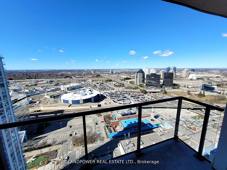 25 Town Centre Ct #UPH07 — Photo 14