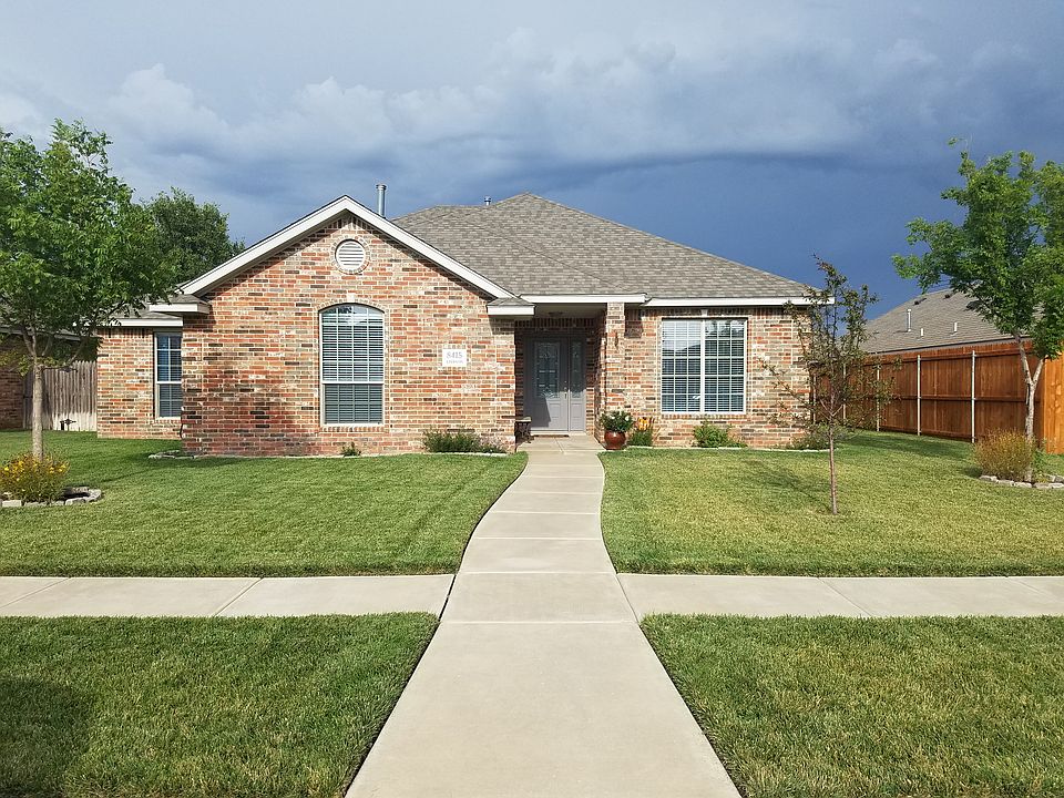 8415 Addison