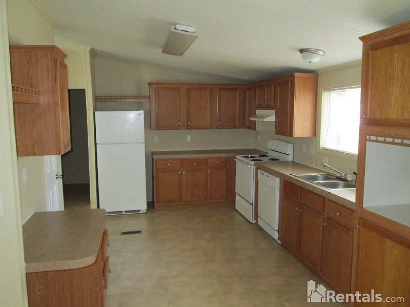 2nd image of 333 Vicksburg Dr