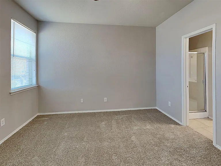 9940 Blue Bell Dr — Photo 9