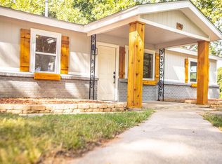 910 N Taylor Ave, Wynnewood, OK 73098