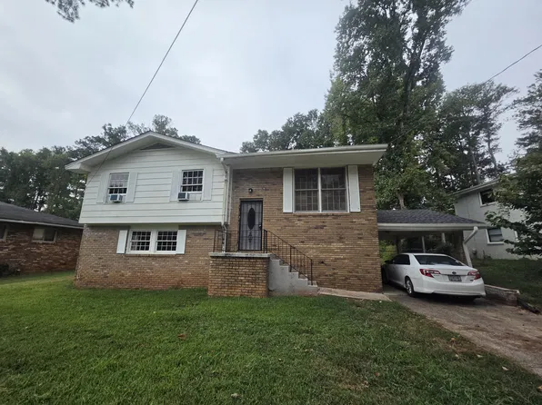 3621 Glen Mora Dr, Decatur, GA 30032