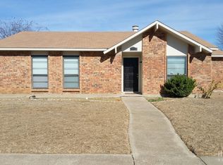 7401 Flameleaf Pl, Dallas, TX 75249