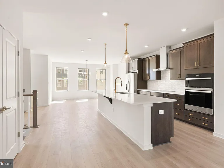 6230 Folly Ln — Photo 19