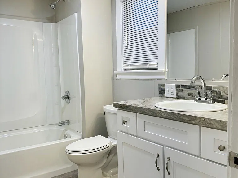 2716 Patterson Rd — Photo 21