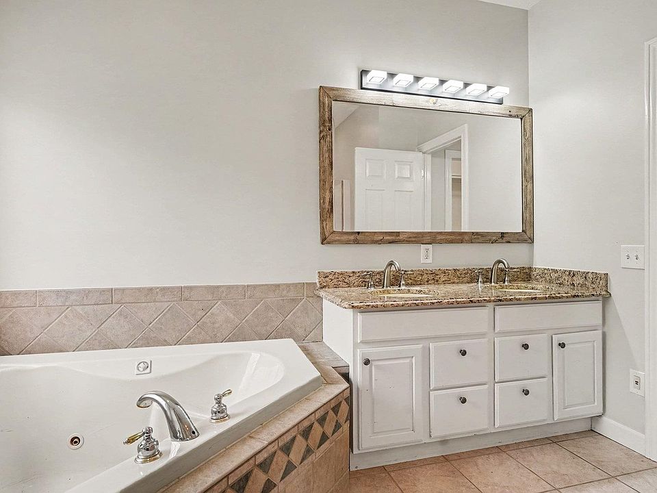 4404 Sundance Cir, photo 16