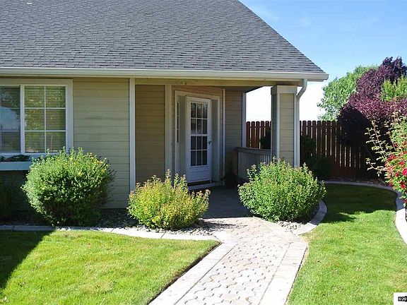 2nd image of 1493 Buckingham Ct