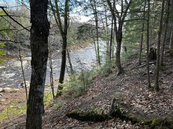 M8/L33-7 Monson Junction Lane, Abbot, ME 04406