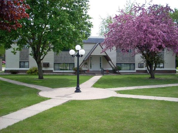 Downtown Apartments Winnebago MN, 230 1st St NW #DT2321, Winnebago, MN 56098