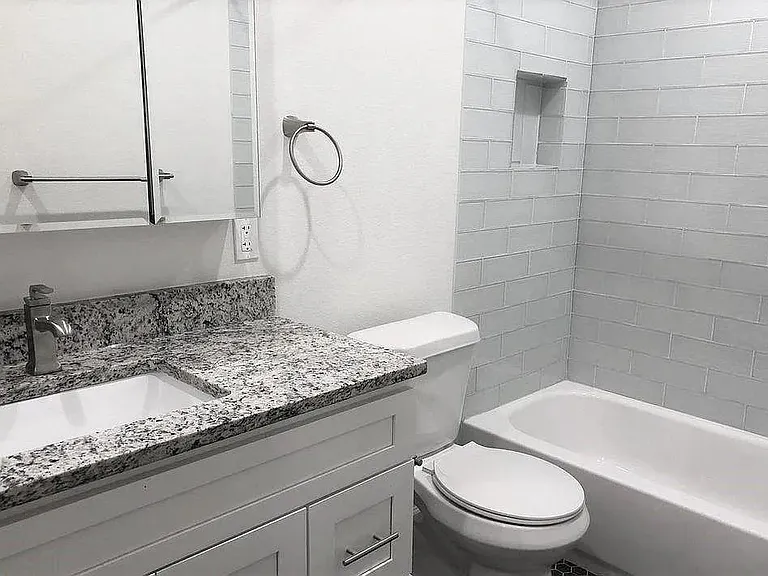 5054 W University Blvd #A — Photo 8