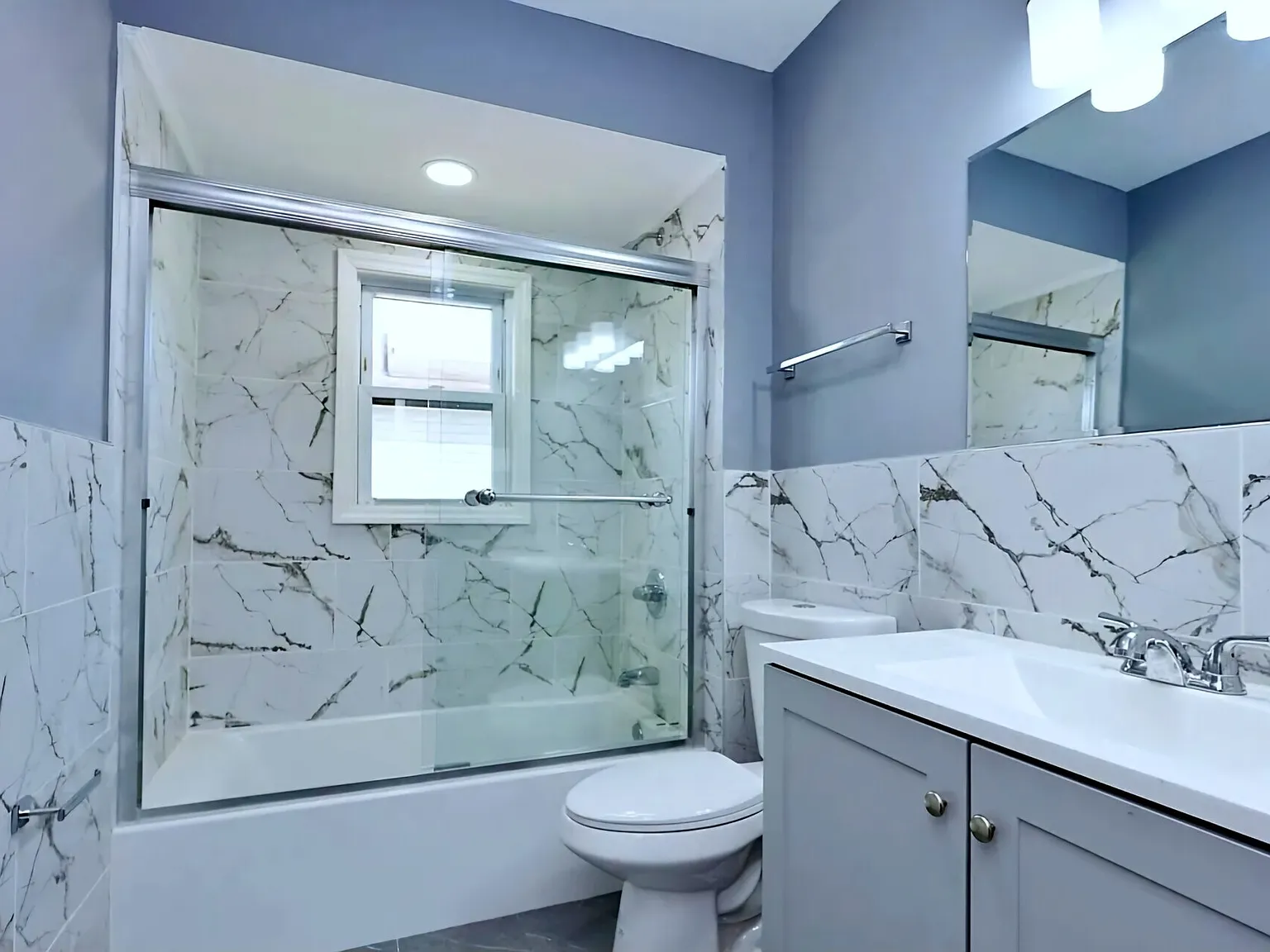 4 bed, 1372 sqft, $3,600 — Photo 2