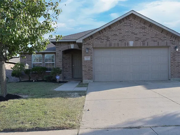 317 Chalkstone Dr, Fort Worth, TX 76131