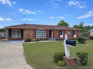 841 Fresno Dr, Fayetteville, NC 28303