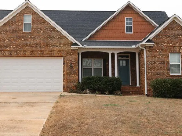 634 Waterford Way, Jacksonville, AL 36265