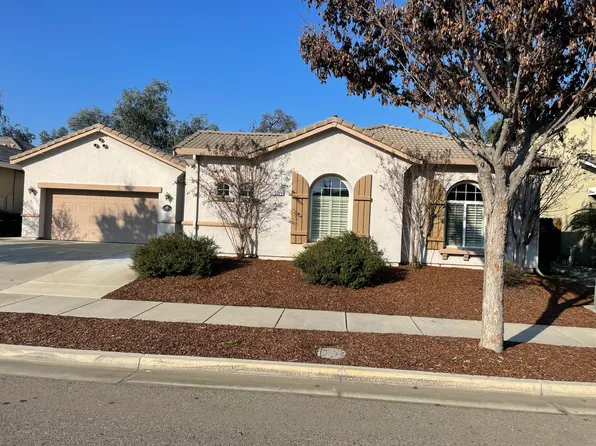 3020 W Ceres Avenue, Visalia, CA 93291