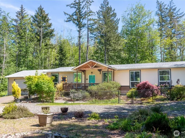 3111 E Rasor Road W, Belfair, WA 98528