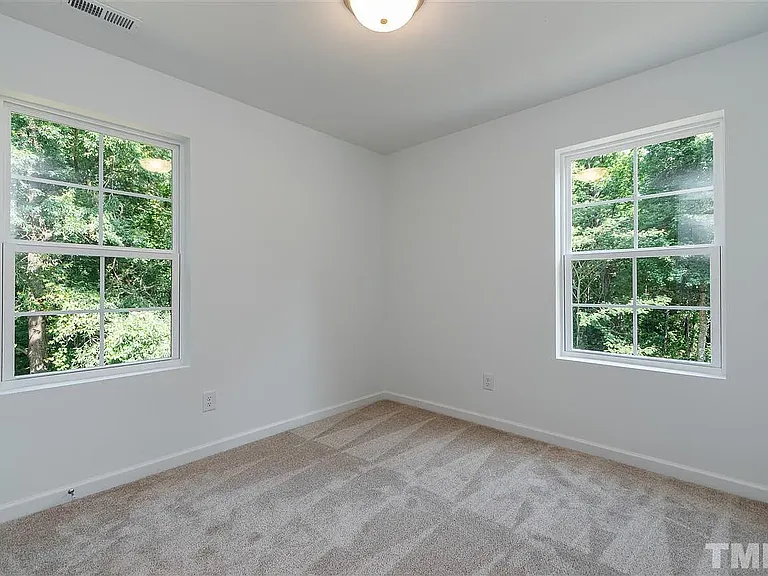 2526 Sumter — Photo 24