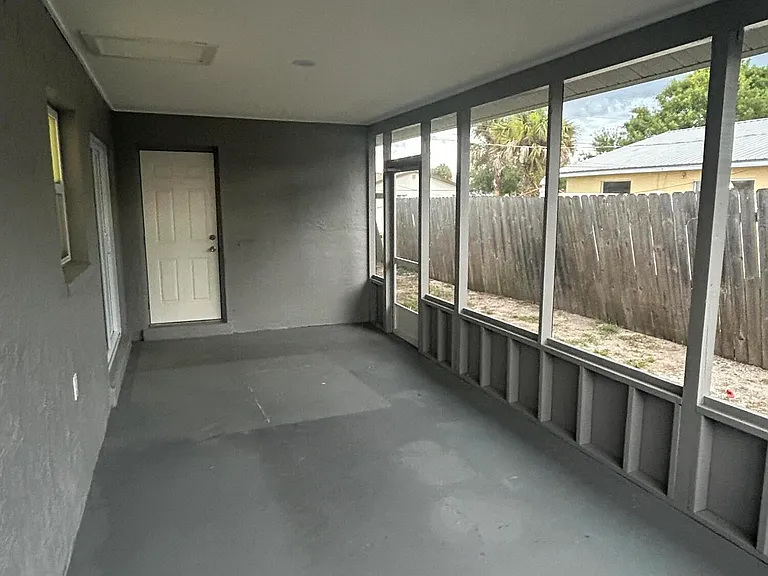 101 Lagrange Ave #101 — Photo 24