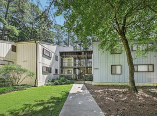 642 Pine Ridge Pl, Raleigh, NC 27609